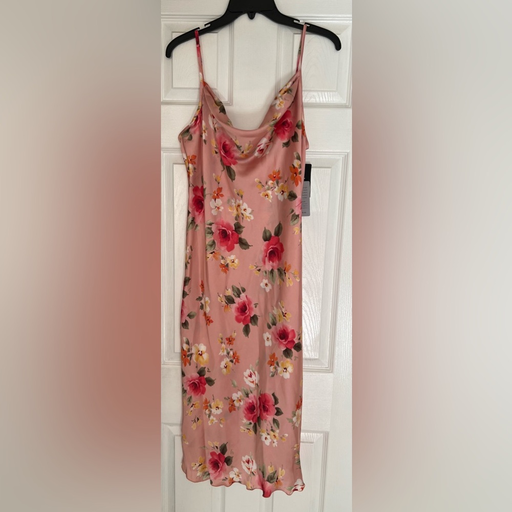 Bebe floral satin dress